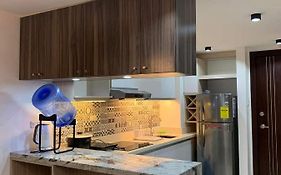 Club Ultima Residences Unit 1712